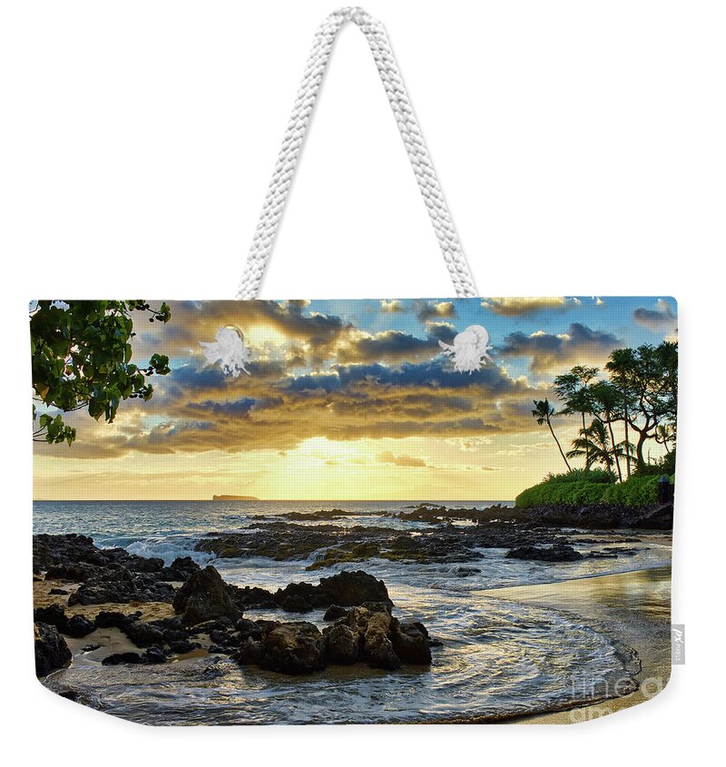 Pa'ako Weekender Tote Bag featuring the photograph Pa'ako Cove by Eddie Yerkish