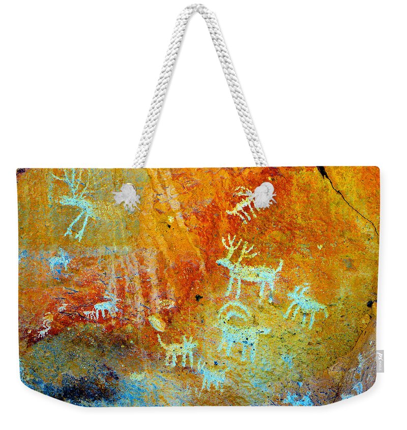 Fremont Indian State Park Utah Weekender Tote Bag featuring the photograph Petroglyph panel work 12 by David Lee Thompson