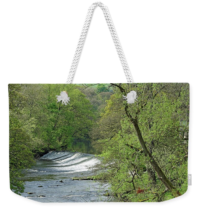 Britain Weekender Tote Bag featuring the photograph River Derwent Weir - Baslow by Rod Johnson
