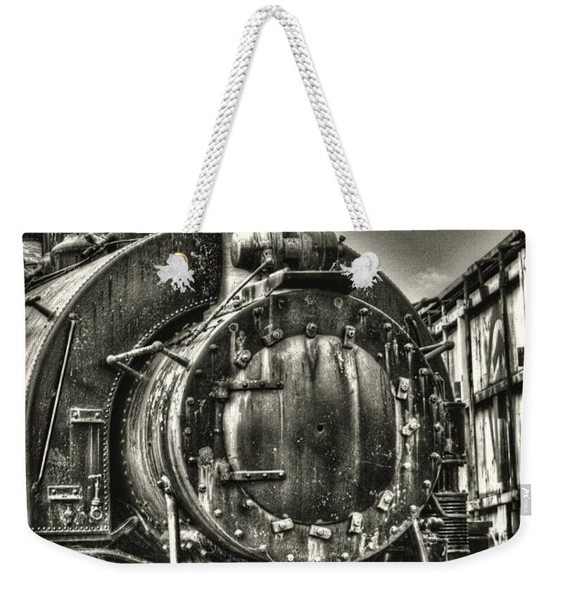 Illinois Weekender Tote Bag featuring the photograph Rusting Locomotive by Roger Passman