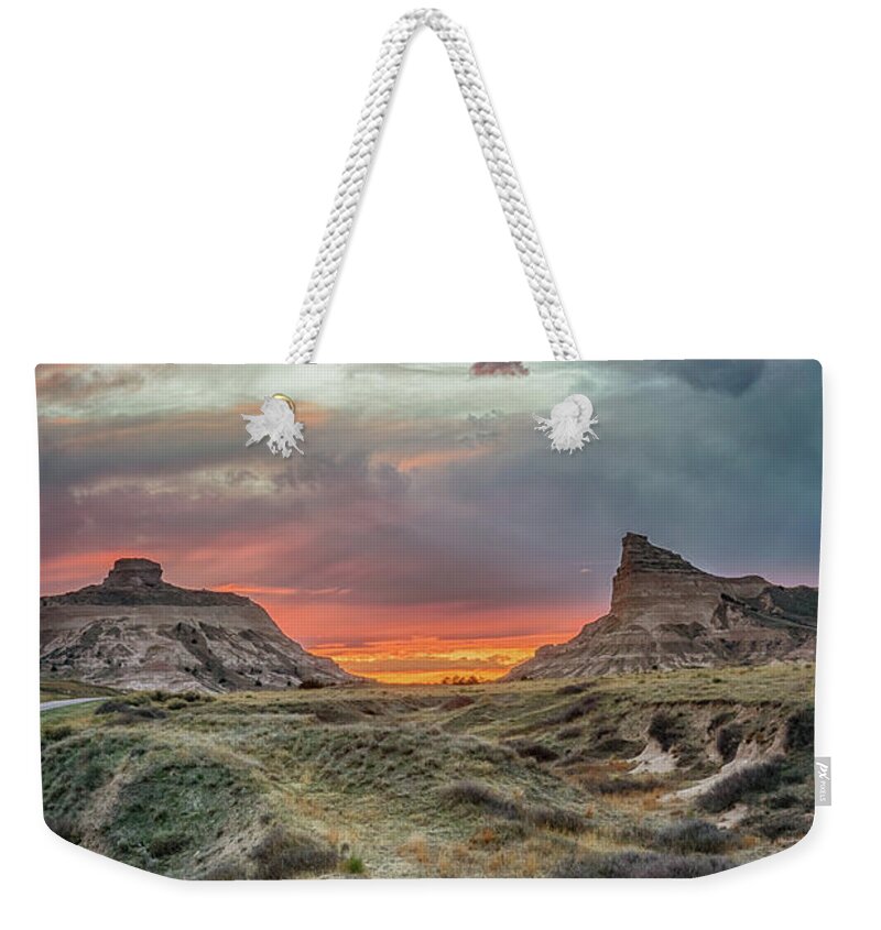 Scotts Bluff Weekender Tote Bag featuring the photograph Scotts Bluff Sunset by Susan Rissi Tregoning