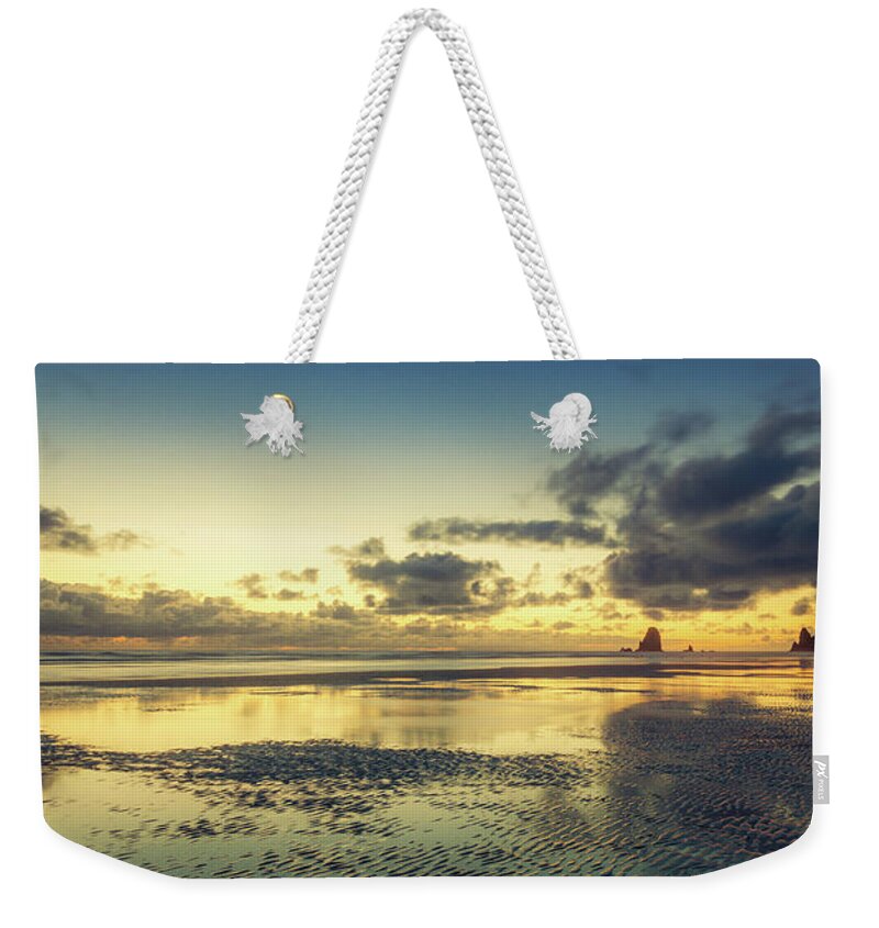Cannon Beach Weekender Tote Bag featuring the photograph Seaside Palette by Don Schwartz