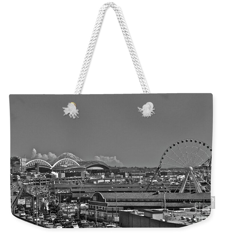 Seattle Weekender Tote Bag featuring the photograph Seattle Black and White by Linda Bianic