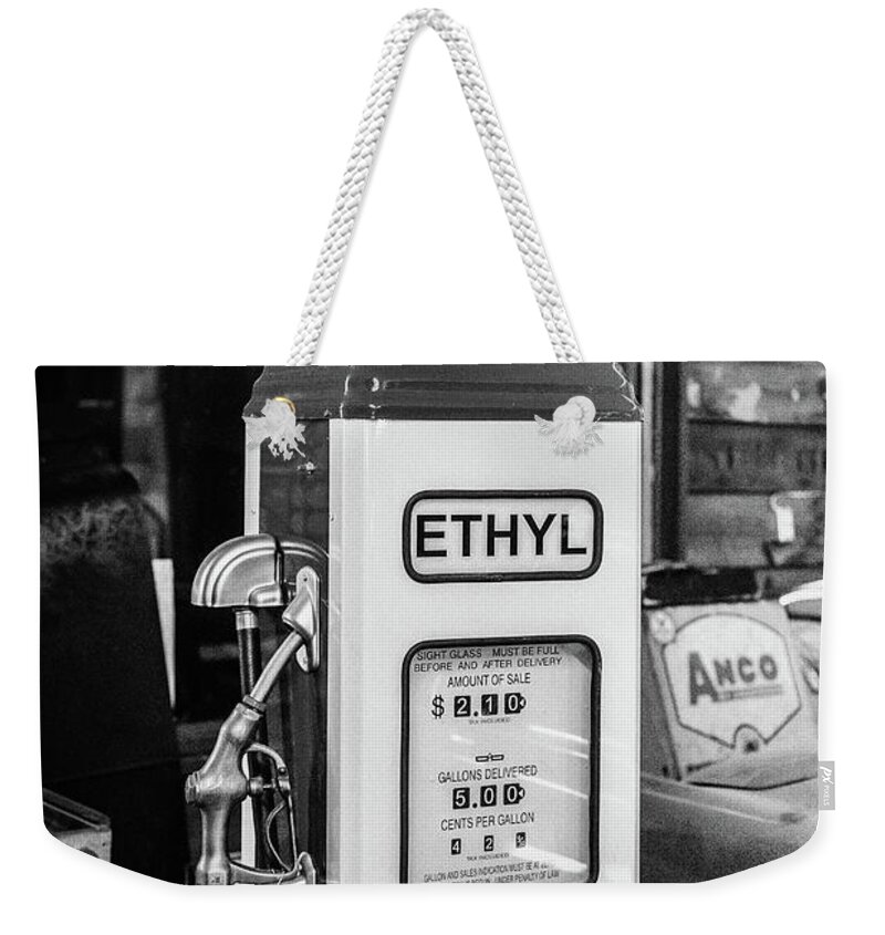 Old Gas Pump Weekender Tote Bag featuring the photograph Sinclair Dino Gas Pump by Matthew Pace