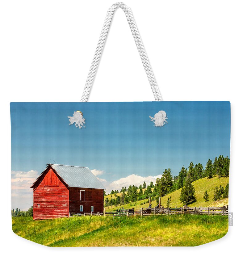 Red Weekender Tote Bag featuring the photograph Small Red Shed by Todd Klassy