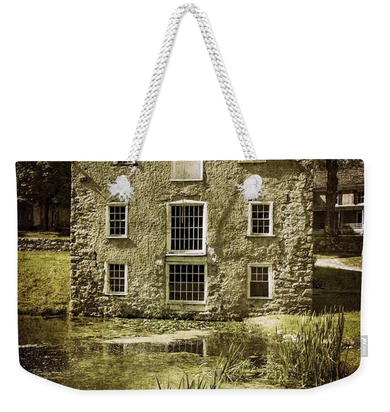 Architecture Weekender Tote Bag featuring the photograph Smith's Store by Debra Fedchin