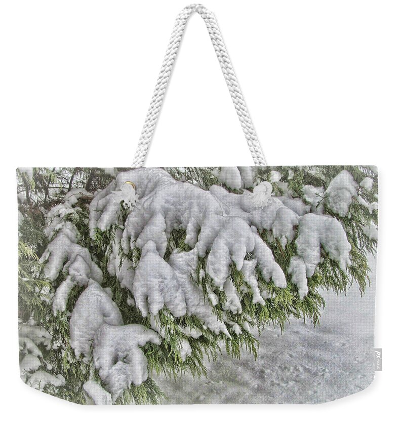 Victor Montgomery Weekender Tote Bag featuring the photograph Snow On The Pine by Vic Montgomery