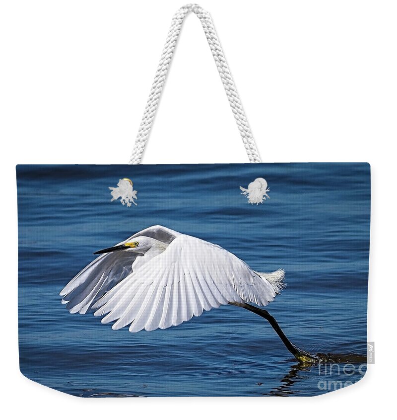 Egret Weekender Tote Bag featuring the photograph Snowy Liftoff by DB Hayes