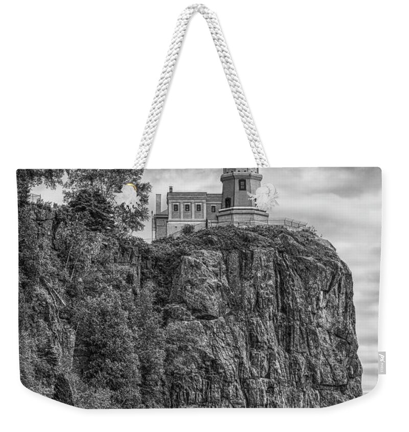 Lighthouse Weekender Tote Bag featuring the photograph Split Rock Lighthouse by John Roach