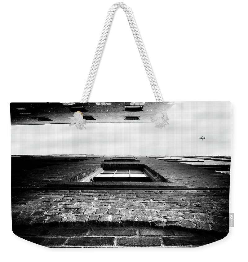 Blumwurks Weekender Tote Bag featuring the photograph Spreading My Wings by Matthew Blum