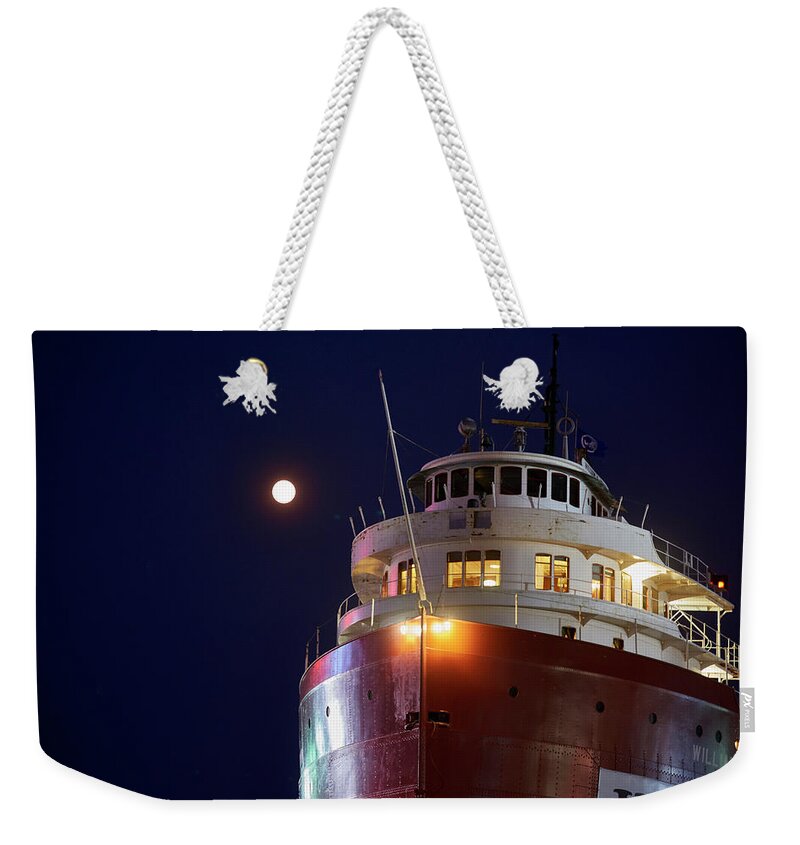 Ss William A Irvin Weekender Tote Bag featuring the photograph SS William A Irvin at night by Paul Freidlund