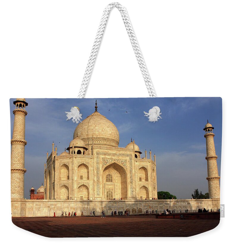Taj Mahal Weekender Tote Bag featuring the photograph Taj Mahal In Evening Light, Agra, Uttar Pradesh, India by Aidan Moran