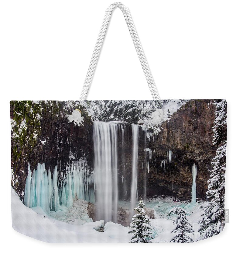 Mt. Hood Weekender Tote Bag featuring the photograph Tamanawas Falls 1 by Patricia Babbitt