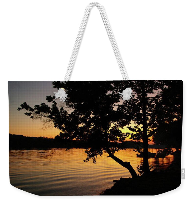Photography By Bess Weekender Tote Bag featuring the photograph Tennessee Sunset by Bess Carter
