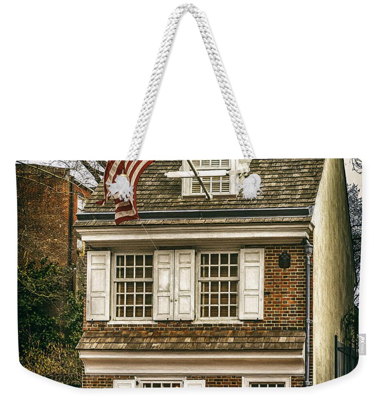 Philadelphia Weekender Tote Bag featuring the photograph The Betsy Ross House by Nick Zelinsky Jr