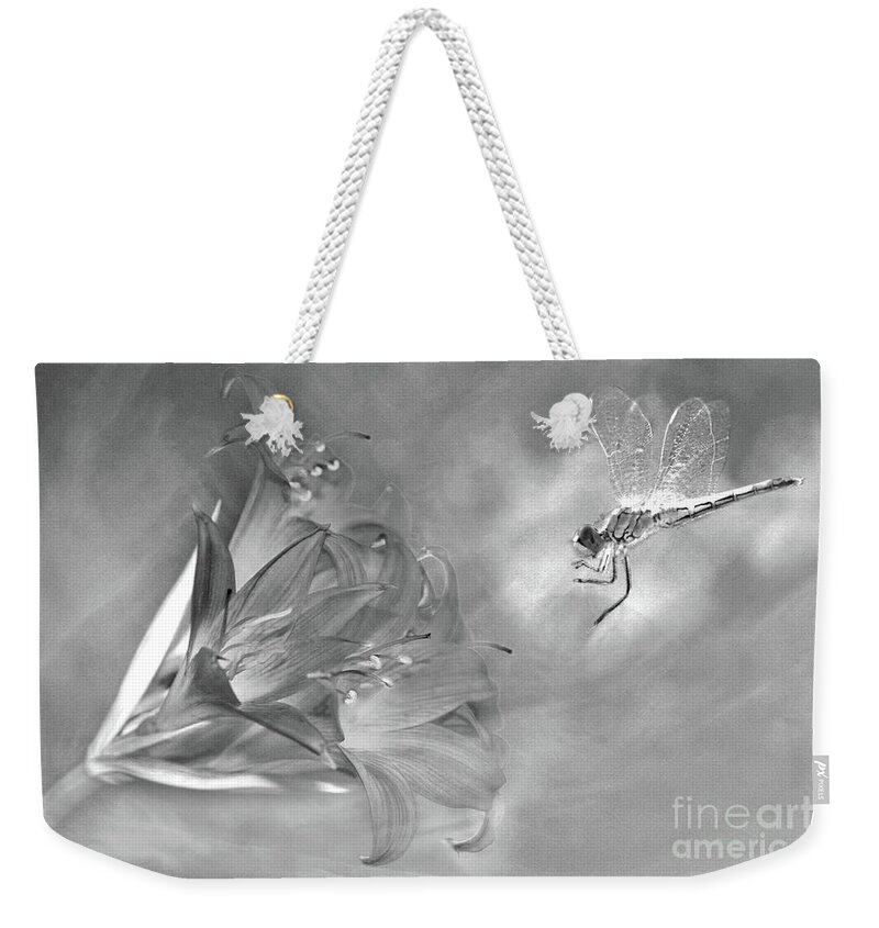 Belladonna Weekender Tote Bag featuring the photograph The Dragonfly and the Flower by Linda Lees