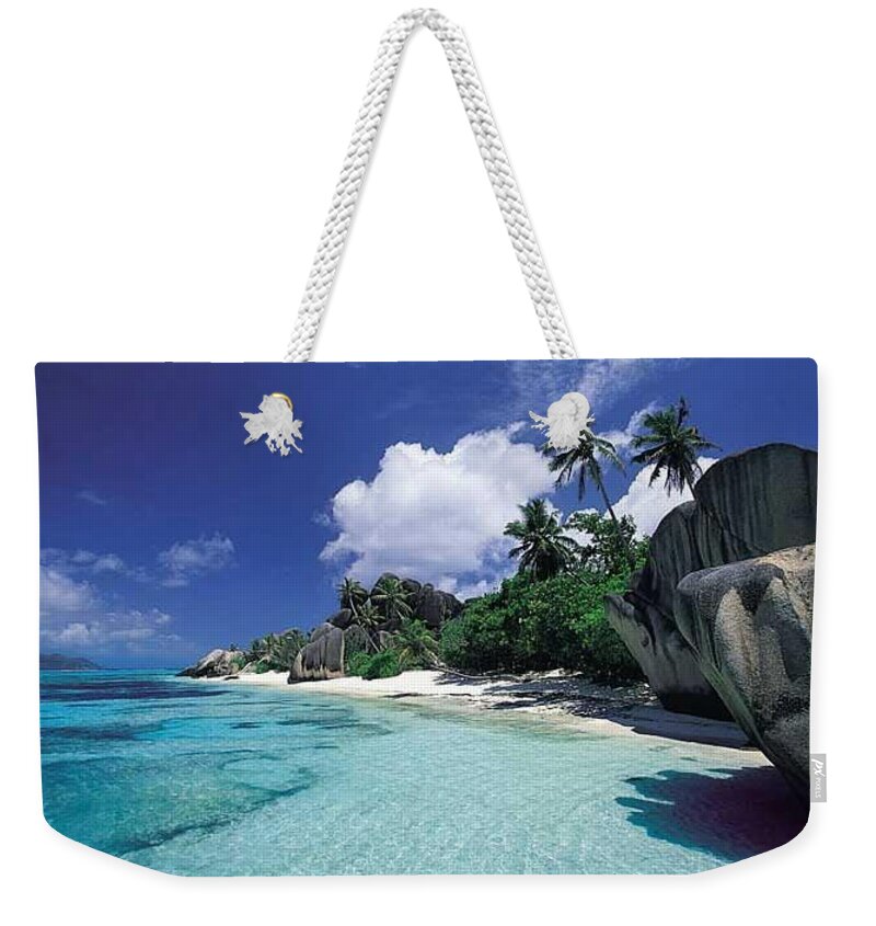 Beach Weekender Tote Bag featuring the photograph The dream get away by Aaron Martens