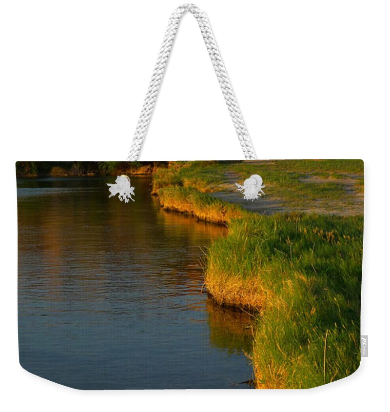 Skip Hunt Weekender Tote Bag featuring the photograph The Edge by Skip Hunt
