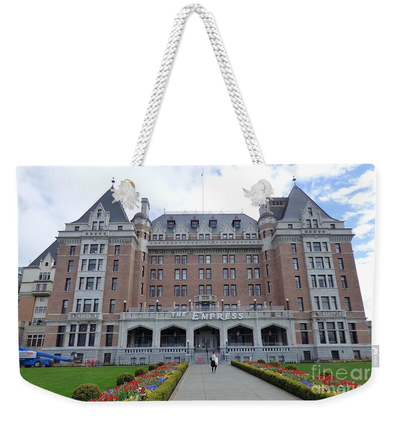 Empress Weekender Tote Bag featuring the photograph The Empress - Victoria British Columbia by Charles Robinson