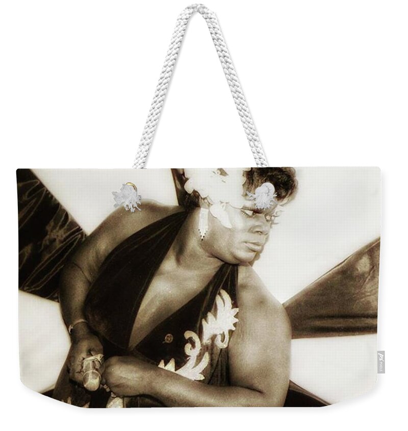 Transpower Weekender Tote Bag featuring the photograph The Spirit Club. Another Tenderloin by Mr Photojimsf