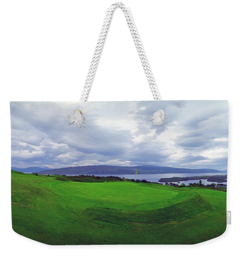 Gettysburg Weekender Tote Bag featuring the photograph Views of the Seas by Jan W Faul