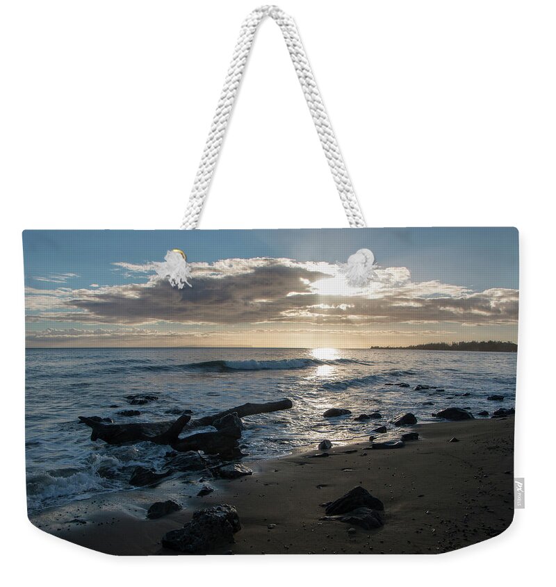 Fort Elizabeth State Park Weekender Tote Bag featuring the photograph Waimea Bay Sunset 3 by Teresa Wilson