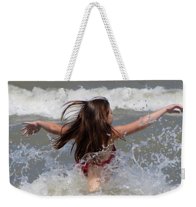 Splash Weekender Tote Bag featuring the photograph Summer Wave Splash by Maciek Froncisz