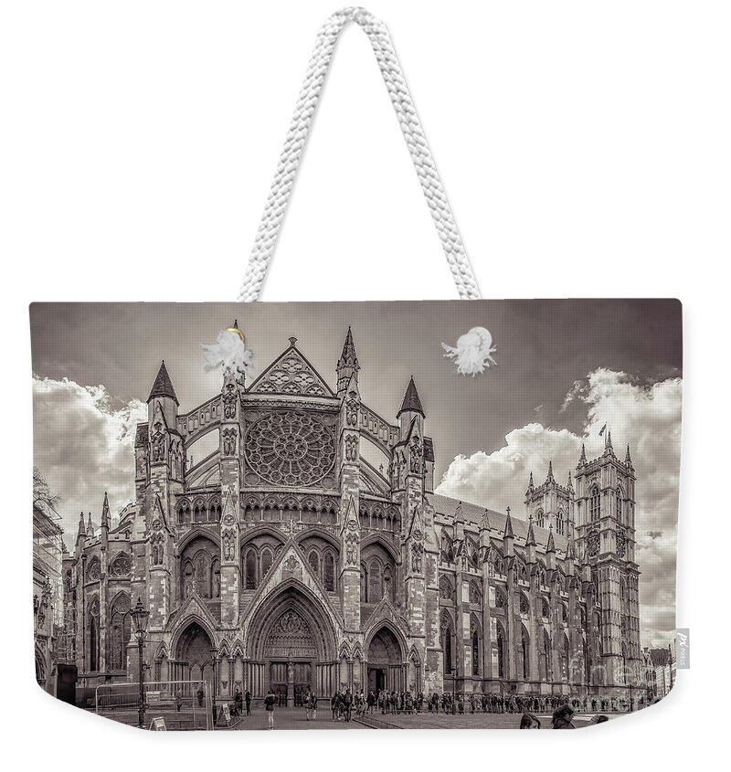 Abbey Weekender Tote Bag featuring the photograph Westminster Abbey panorama monochrome by Mariusz Talarek