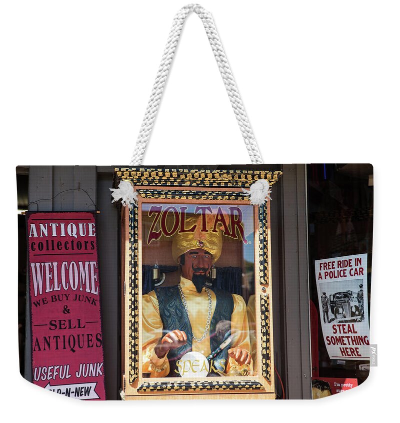 Zoltar Weekender Tote Bag featuring the photograph Zoltar Speaks by Tom Cochran