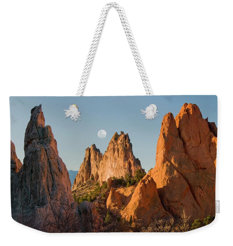Scenics Weekender Tote Bag featuring the photograph Garden Of The Gods, Colorado Springs, Co #1 by Russell Burden