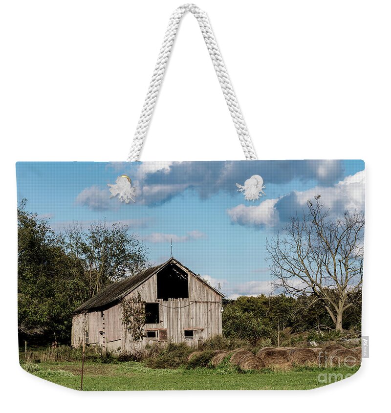 Barn Weekender Tote Bag featuring the photograph Spooky barn #1 by Sam Rino