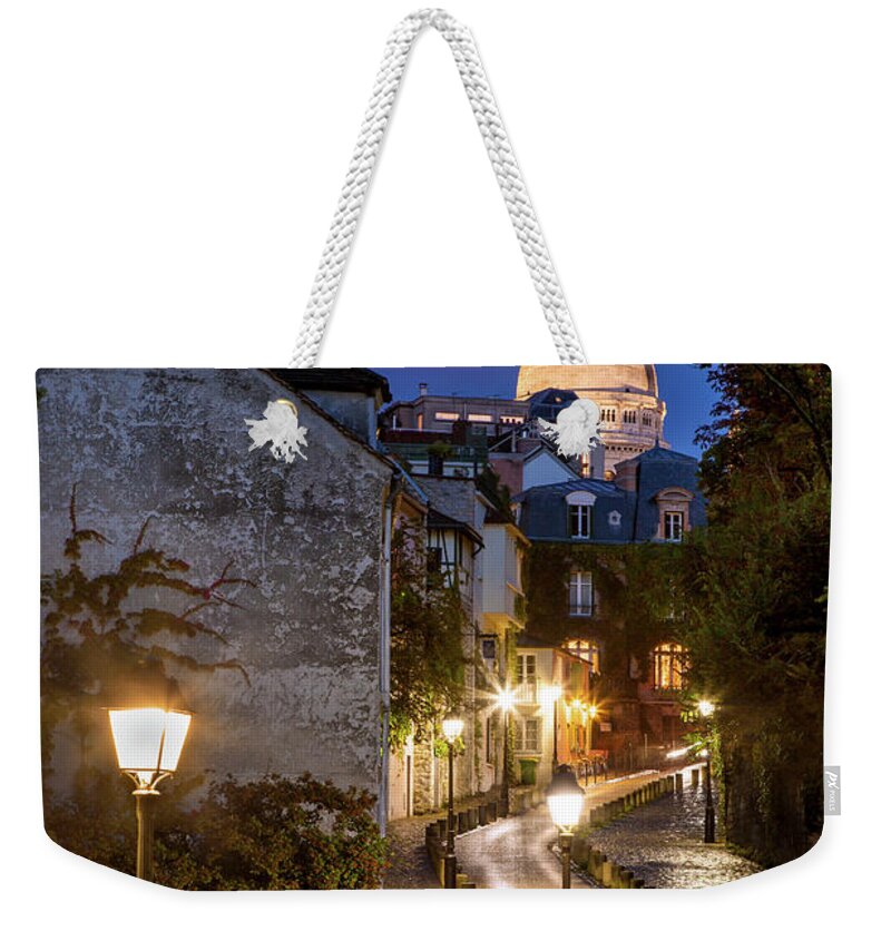 Montmartre Weekender Tote Bag featuring the photograph Montmartre Twilight #2 by Brian Jannsen
