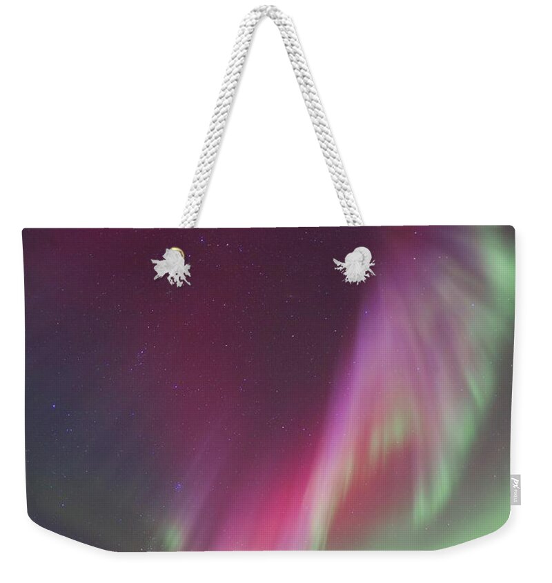 Tranquility Weekender Tote Bag featuring the photograph Northern Lights #4 by Design Pics/carson Ganci