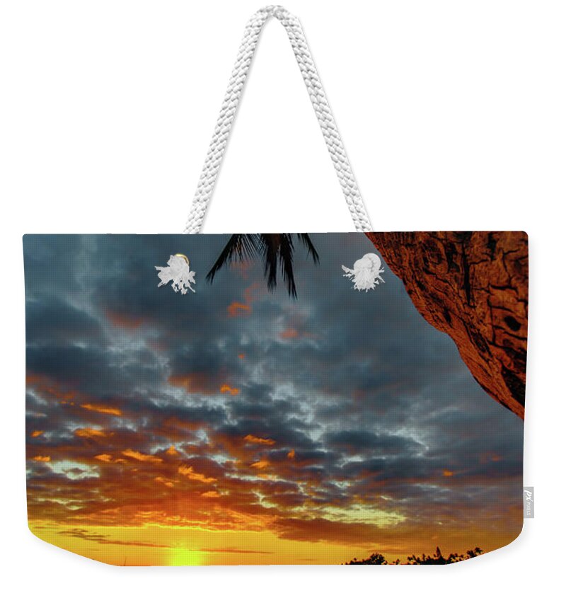 Hawaii Weekender Tote Bag featuring the photograph A Typical Wednesday Sunset by John Bauer