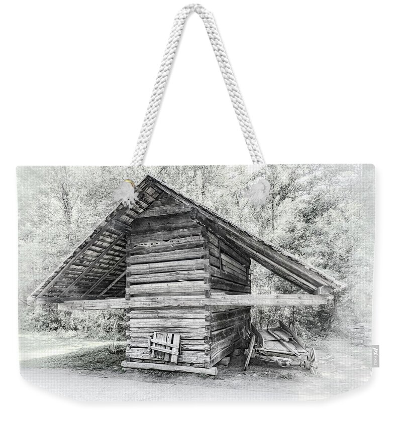 Barn Weekender Tote Bag featuring the photograph Barn #0516 by Susan Yerry