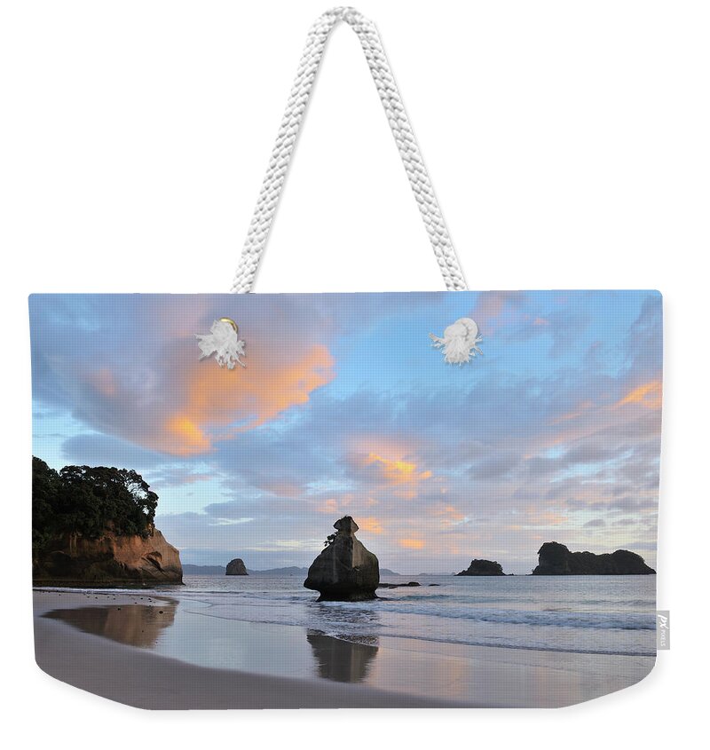 Water's Edge Weekender Tote Bag featuring the photograph Beach At Dawn by Raimund Linke
