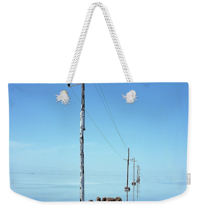 Tranquility Weekender Tote Bag featuring the photograph Chaka Salt Lake by By Ak Wong