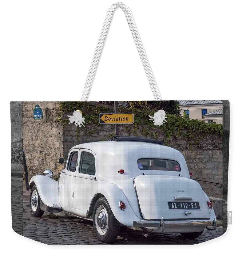 Citroën Weekender Tote Bag featuring the photograph Deviated Citroen by Jessica Levant