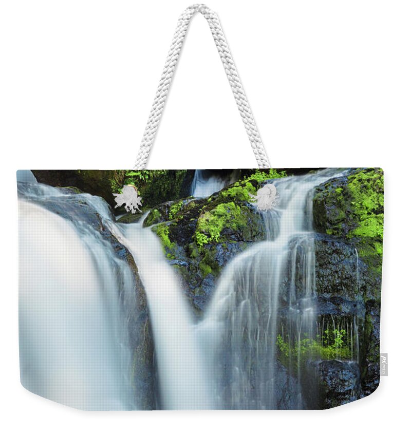 Washington Weekender Tote Bag featuring the photograph Falls Creek Falls by Nicole Young
