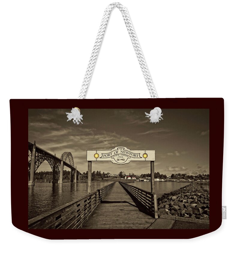 Newport Oregon Weekender Tote Bag featuring the photograph Fishing Pier by Thom Zehrfeld