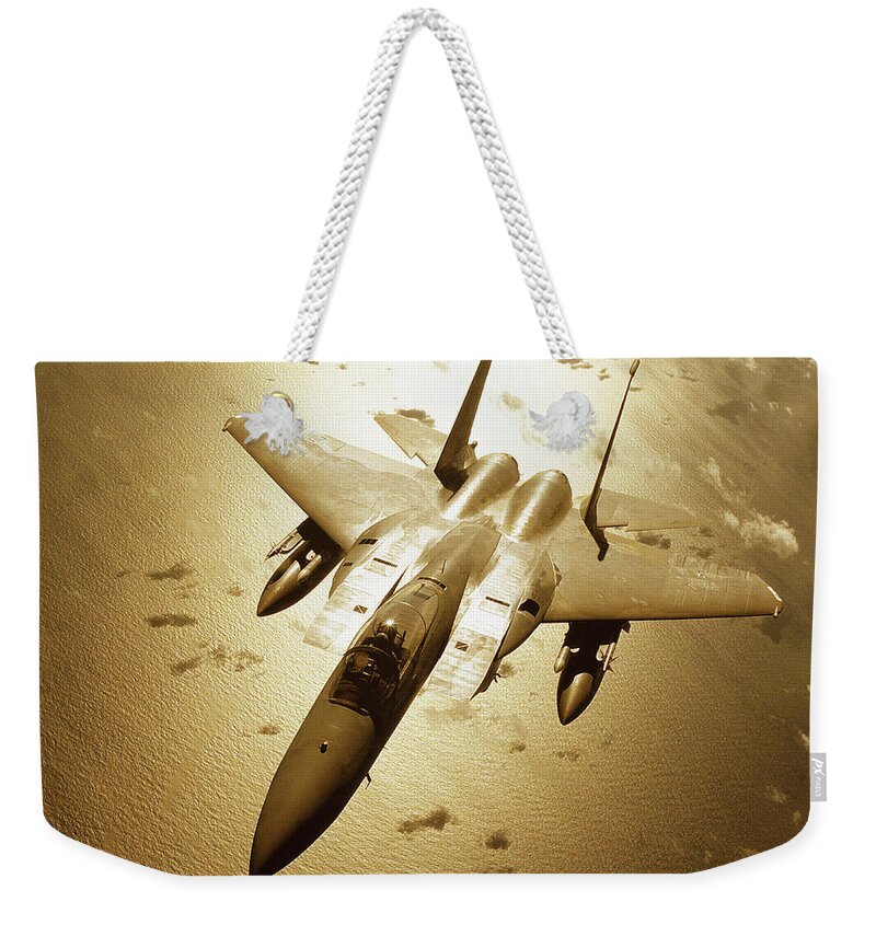 F-15 Eagle Weekender Tote Bag featuring the photograph Mcdonnell Douglas F-15 Eagle In Flight by Stocktrek