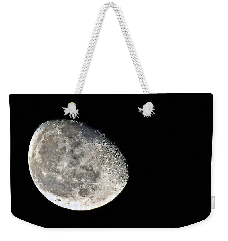Discovery Weekender Tote Bag featuring the photograph Moon View @ 840mm by Asif Sherazi