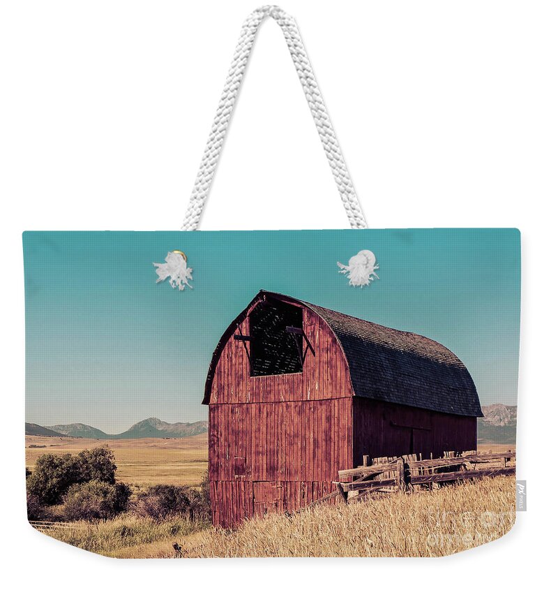 Sedan Weekender Tote Bag featuring the photograph Old Red Barn Sedan Montana by Edward Fielding