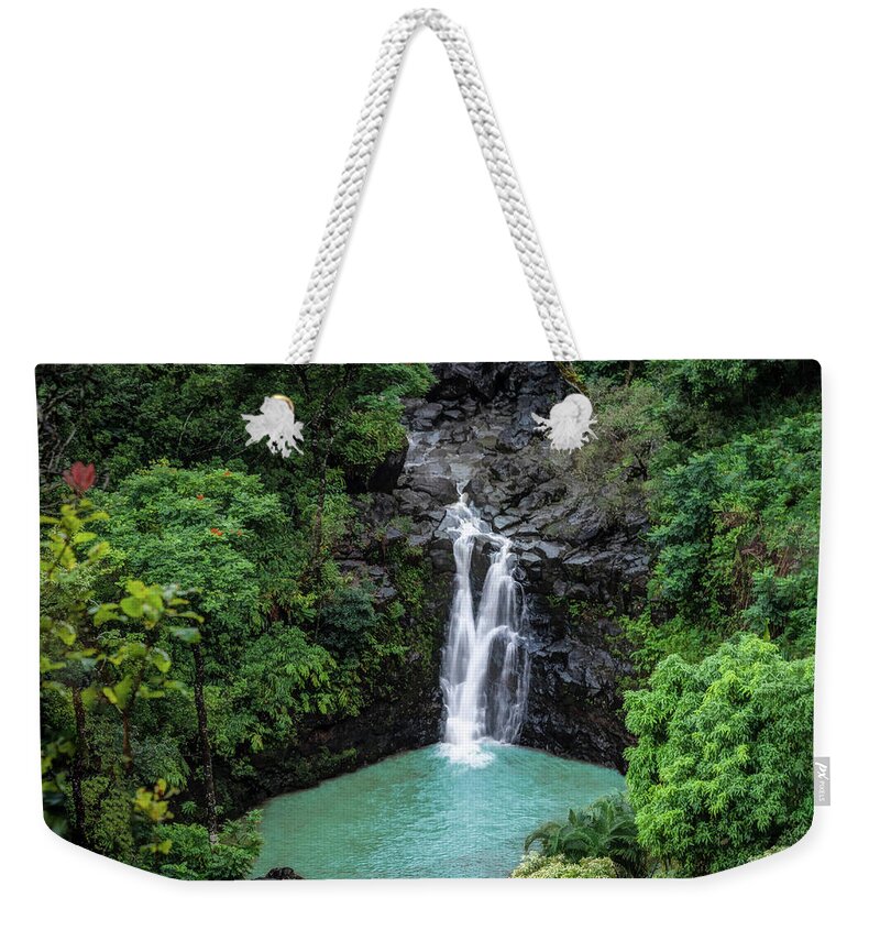 Hawaii Weekender Tote Bag featuring the photograph Puohokamoa Falls by G Lamar Yancy