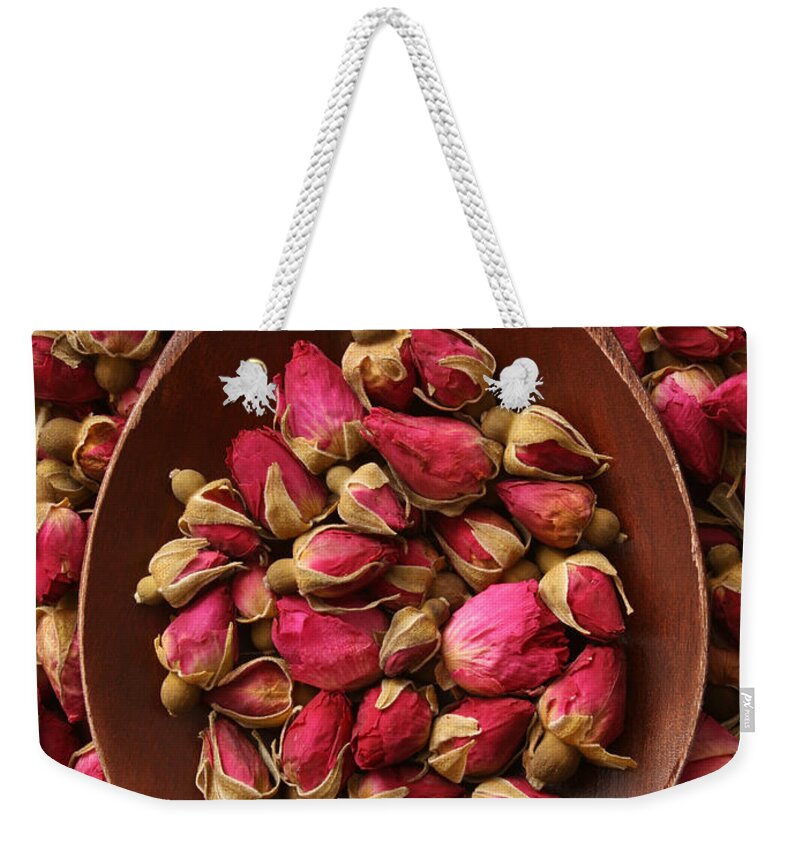Chinese Culture Weekender Tote Bag featuring the photograph Roses For Tea by Fotografiabasica