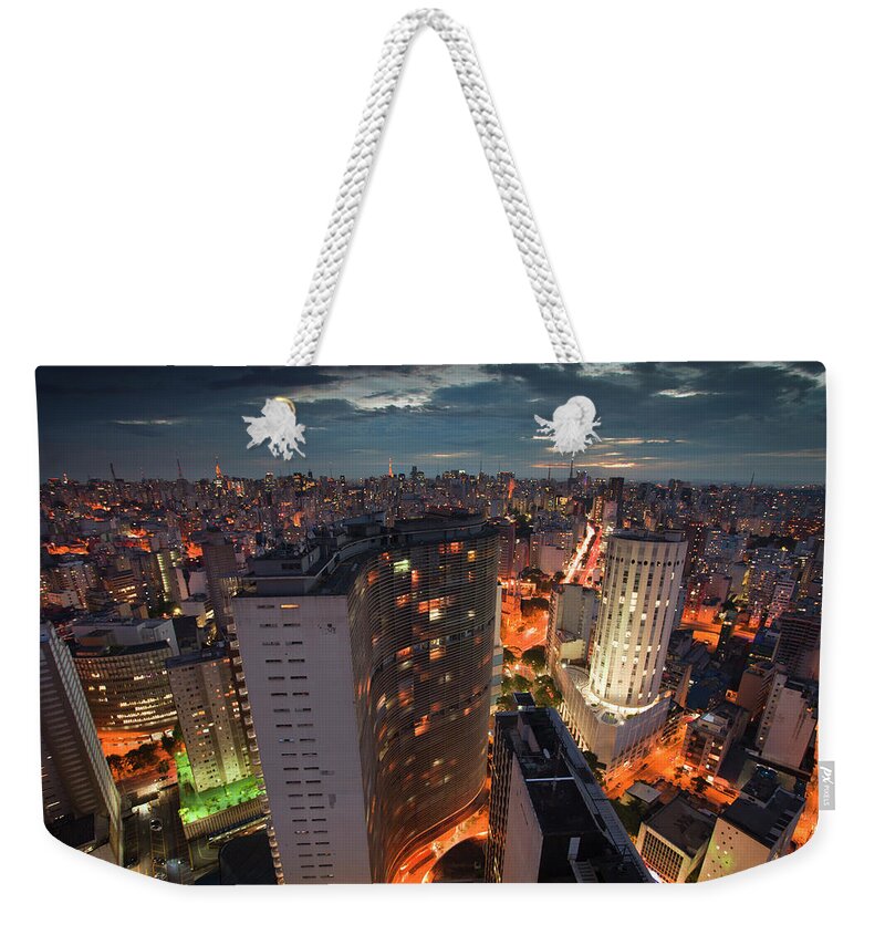 Avenue Weekender Tote Bag featuring the photograph Sao Paulo At Night by Brasil2