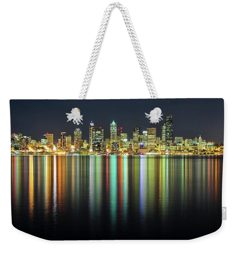 Clear Sky Weekender Tote Bag featuring the photograph Seattle Skyline At Night by Hai Huu Thanh Nguyen