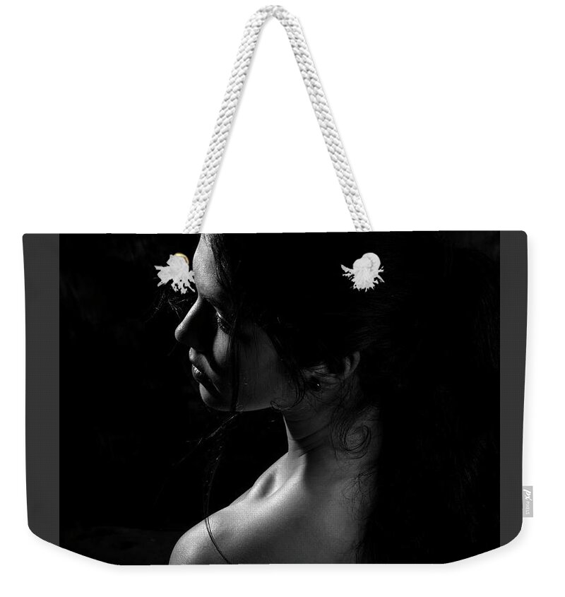 Spanish Weekender Tote Bag featuring the photograph She leaves the floor by Robert Och
