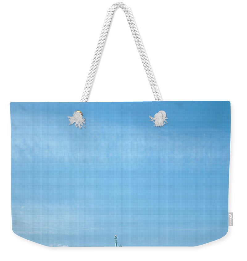 Tranquility Weekender Tote Bag featuring the photograph Statue Of Liberty by Merten Snijders