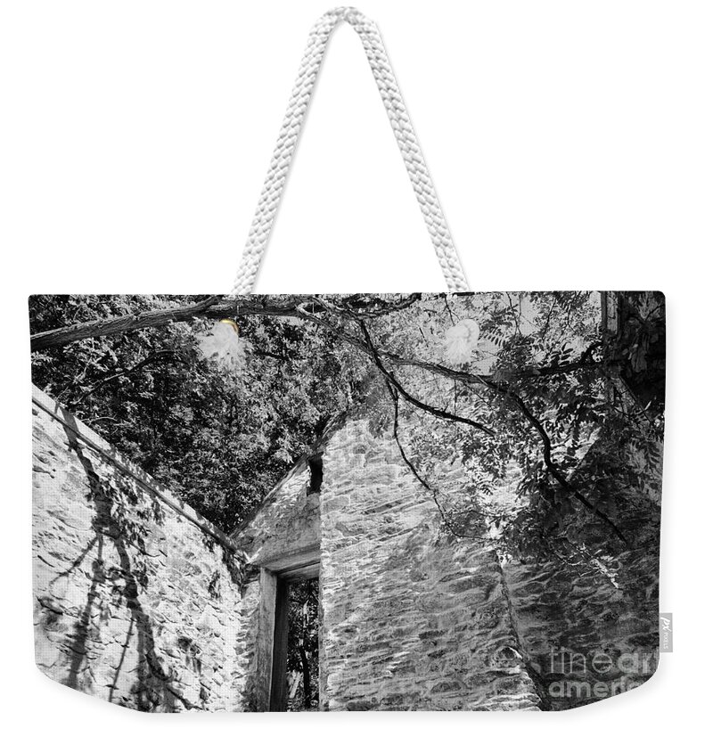 Stone Weekender Tote Bag featuring the photograph Stone House, Harpers Ferry by Steve Ember
